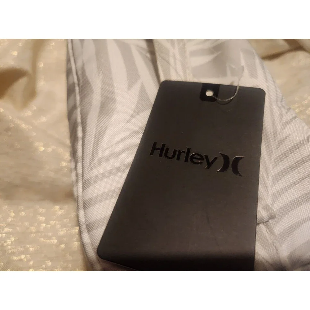 Hurley Cosmetic Toiletry Travel Bag Silver Lining Case4A7282-X74 NWT